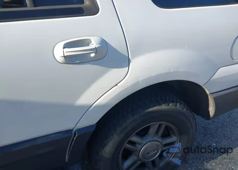 2003 Ford Expedition Xlt z USA, uszkodzony, nr VIN 1FMPU15L53LB73443